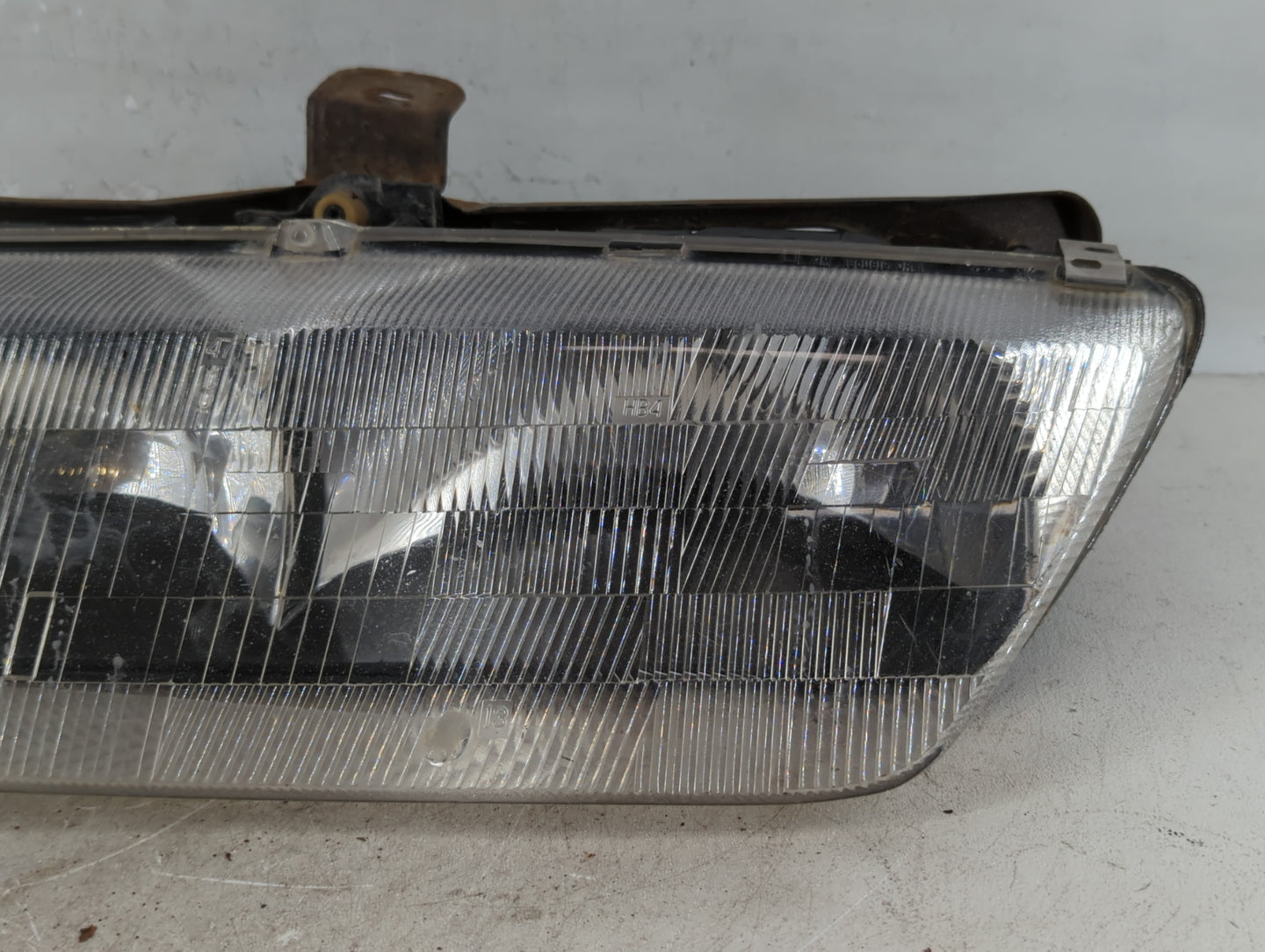 1991-1995 Saturn Sl Passenger Right Oem Head Light Headlight Lamp - Oemusedautoparts1.com