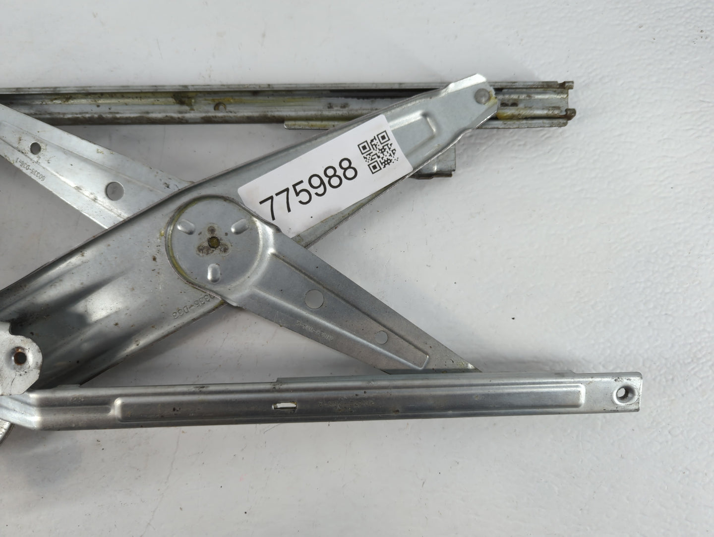2007-2010 Pontiac G5 Driver Left Front Window Regulator - Oemusedautoparts1.com