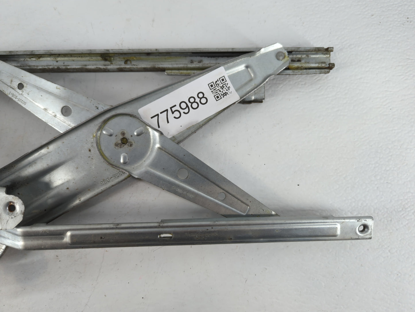 2007-2010 Pontiac G5 Driver Left Front Window Regulator - Oemusedautoparts1.com