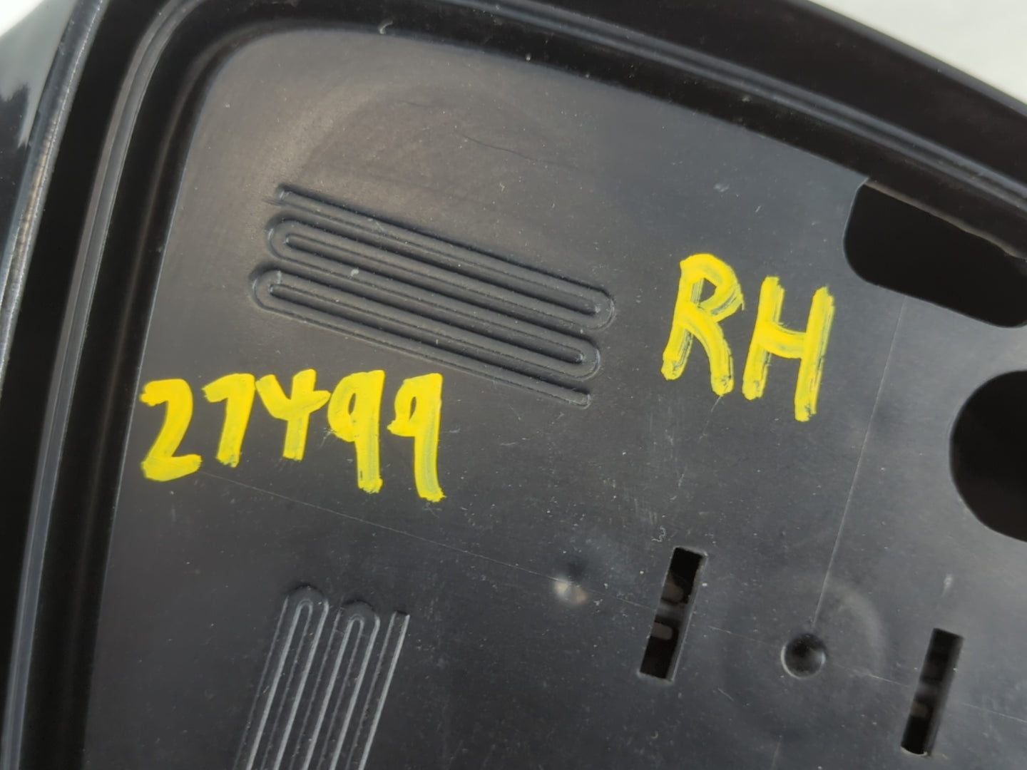 1997-2003 Pontiac Grand Prix Side Mirror Replacement Passenger Right View Door Mirror Fits Fits 1997 1998 1999 2000 2001 2002 2003 OEM Used Auto Parts - Oemusedautoparts1.com