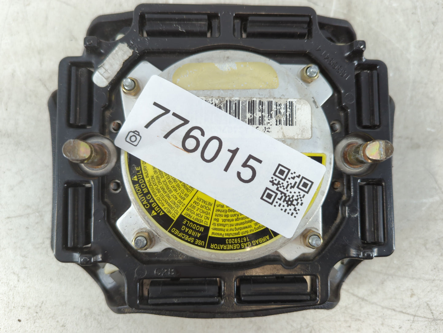 0 Gmc S10 Blazer Air Bag Driver Left Steering Wheel Mounted Fits Fits 201 2002 2003 2004 2005 OEM Used Auto Parts - Oemusedautoparts1.com