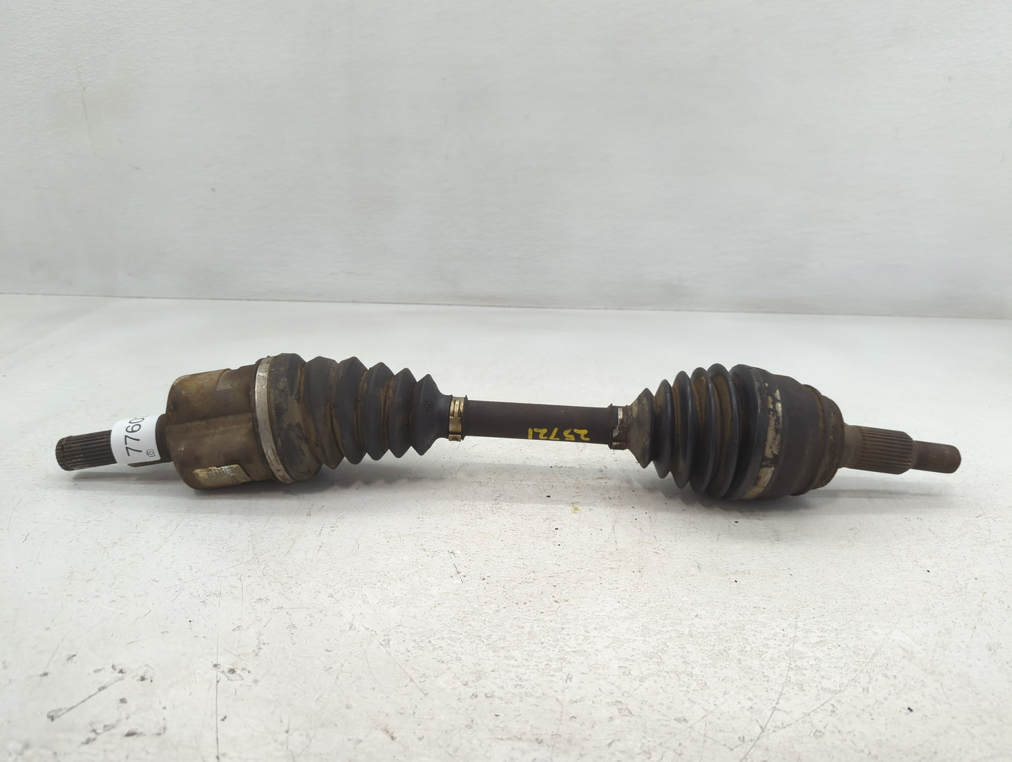2003-2005 Gmc Safari Axle Shaft Front Driver Cv C/v - Oemusedautoparts1.com
