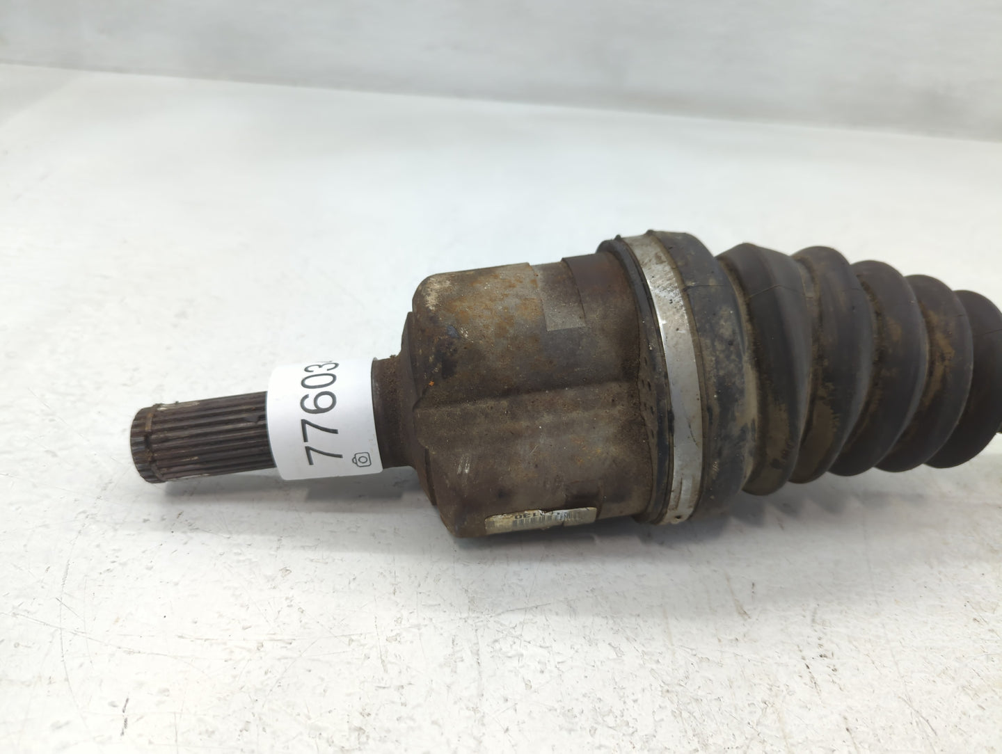 2003-2005 Gmc Safari Axle Shaft Front Driver Cv C/v - Oemusedautoparts1.com