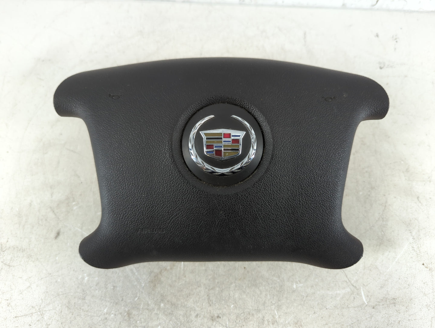 2006-2011 Cadillac Dts Air Bag Driver Left Steering Wheel Mounted P/N:30372134LWG Fits Fits 2006 2007 2008 2009 2010 2011 OEM Used Auto Parts - Oemusedautoparts1.com