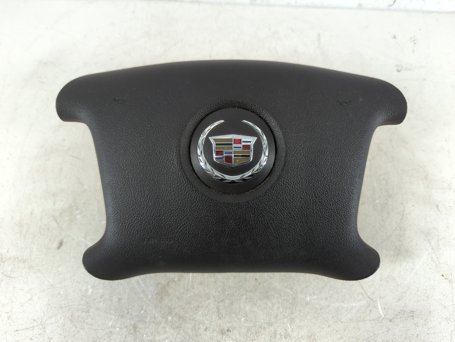 2006-2011 Cadillac Dts Air Bag Driver Left Steering Wheel Mounted P/N:30372134LWG Fits Fits 2006 2007 2008 2009 2010 2011 OEM Used Auto Parts - Oemusedautoparts1.com