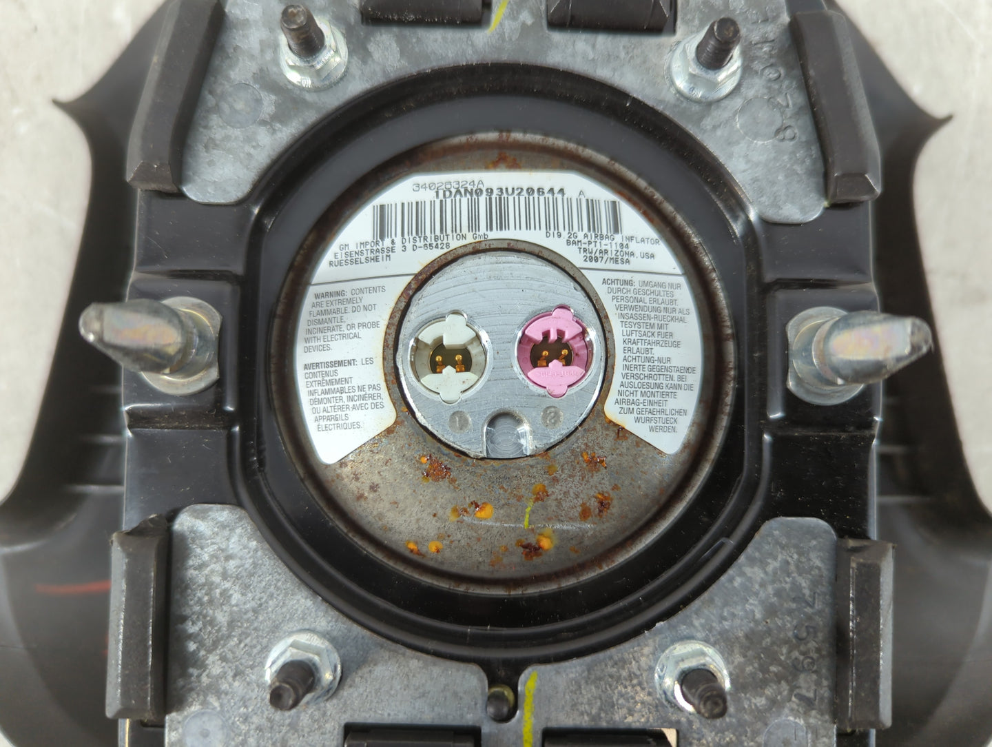 2006-2011 Cadillac Dts Air Bag Driver Left Steering Wheel Mounted P/N:30372134LWG Fits Fits 2006 2007 2008 2009 2010 2011 OEM Used Auto Parts - Oemusedautoparts1.com
