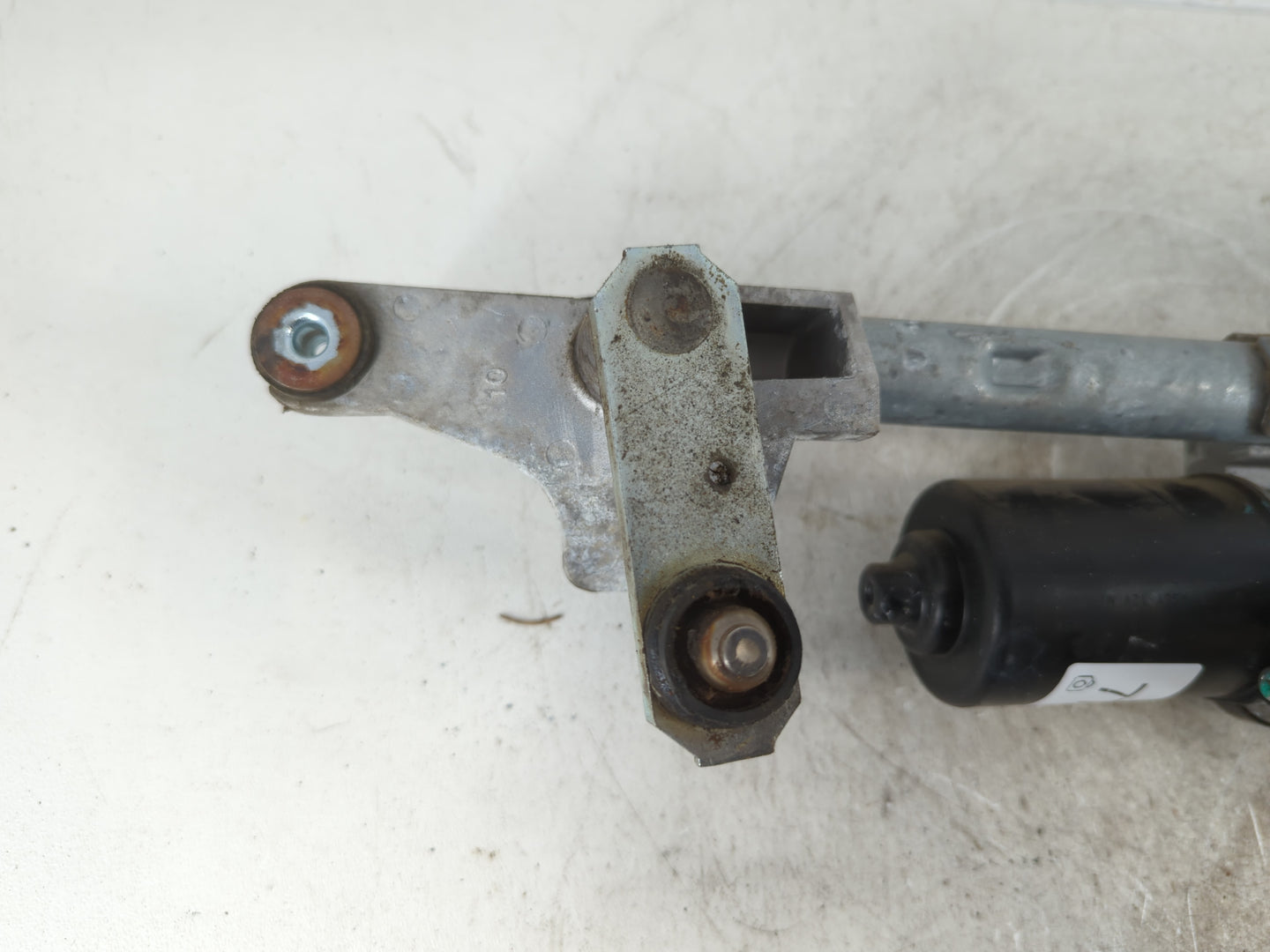Chevrolet C1500 Front Windshield Wiper Transmission Linkage Oem - Oemusedautoparts1.com