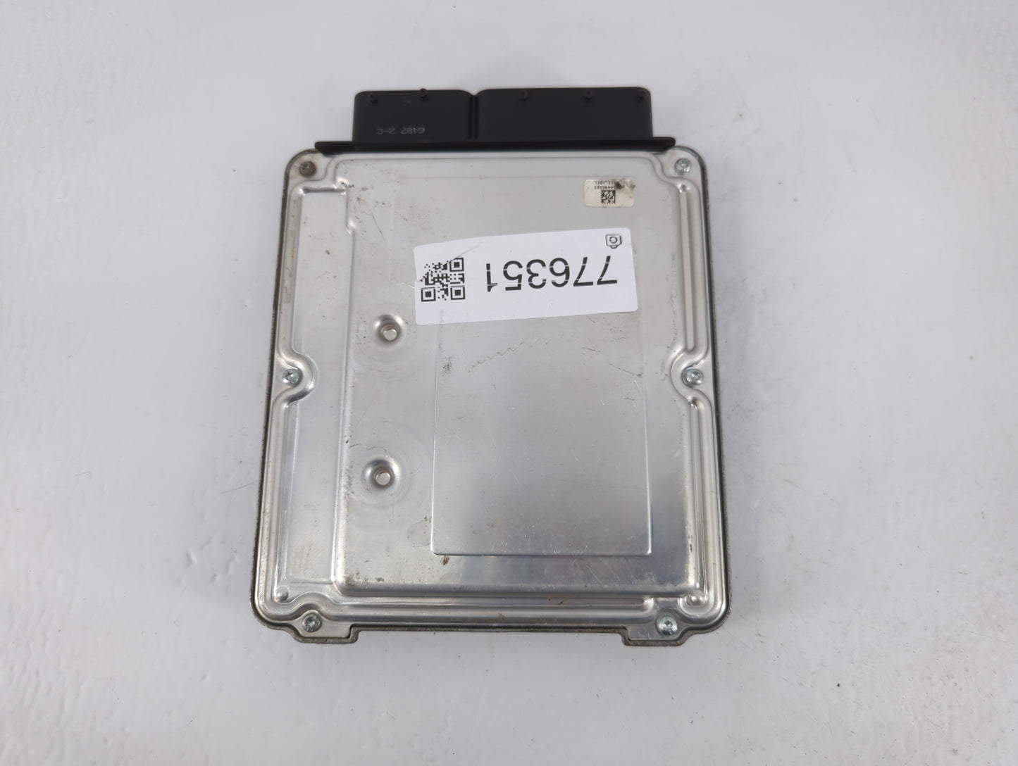 2007-2009 Volkswagen Touareg PCM Engine Control Computer ECU ECM PCU OEM P/N:7L0 907 560 E Fits Fits 2007 2008 2009 OEM Used Auto Parts - Oemusedautoparts1.com