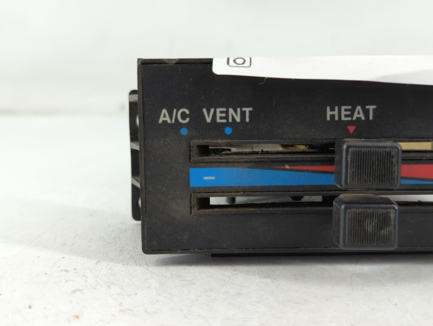 1988 Gmc G1500 Climate Control Module Temperature AC/Heater Replacement P/N:AV5453611 21A250V AC Fits OEM Used Auto Parts - Oemusedautoparts1.com
