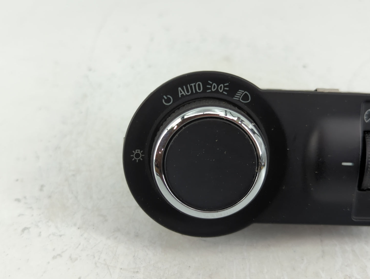 2015 Chevrolet Cruze Headlight Lamp Control Switch - Oemusedautoparts1.com