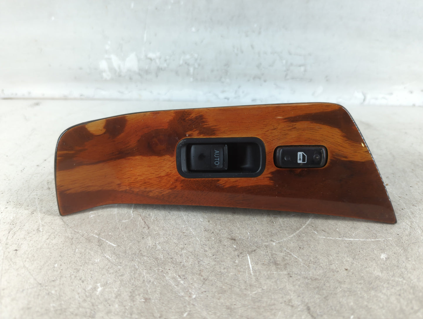1999-2000 Lexus Rx300 Passenger Front Door Window Oem - Oemusedautoparts1.com