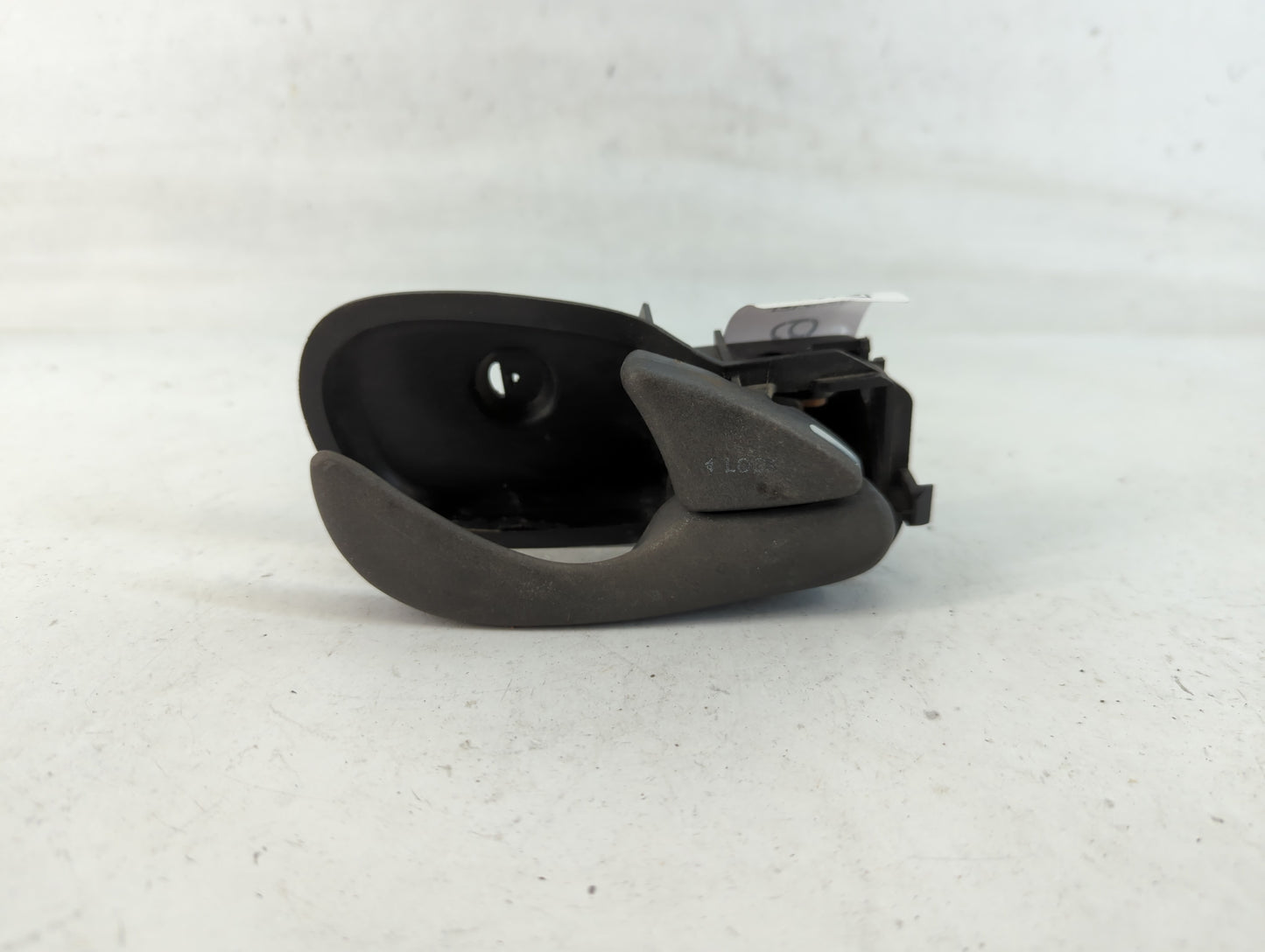 2007 Ford Focus Passenger Side Front Inside Door Handle Oem Black - Oemusedautoparts1.com