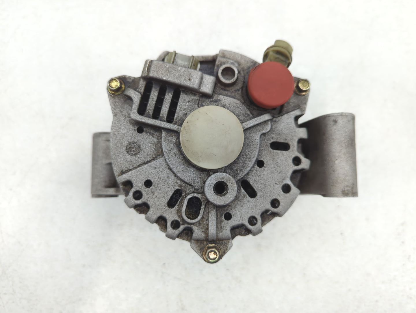 2004-2005 Ford E-350 Club Wagon Alternator Replacement Generator Charging Assembly Engine OEM Fits OEM Used Auto Parts - Oemusedautoparts1.com