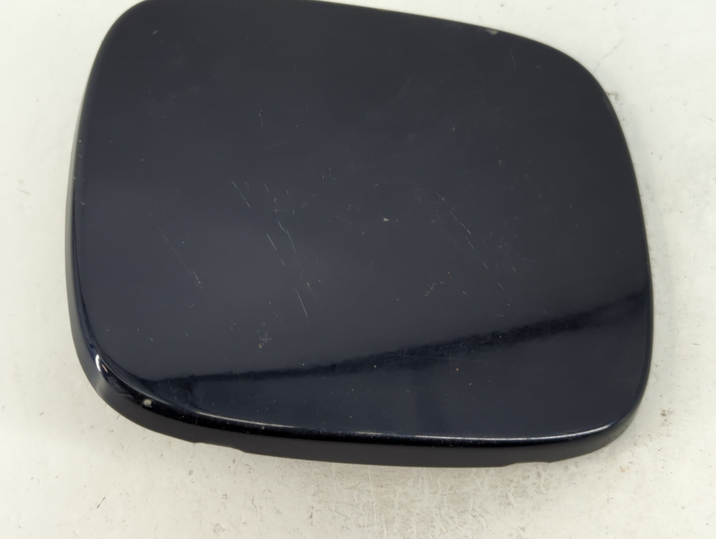 2006 Saturn Vue Center Console Armrest Cover Lid Fits OEM Used Auto Parts - Oemusedautoparts1.com