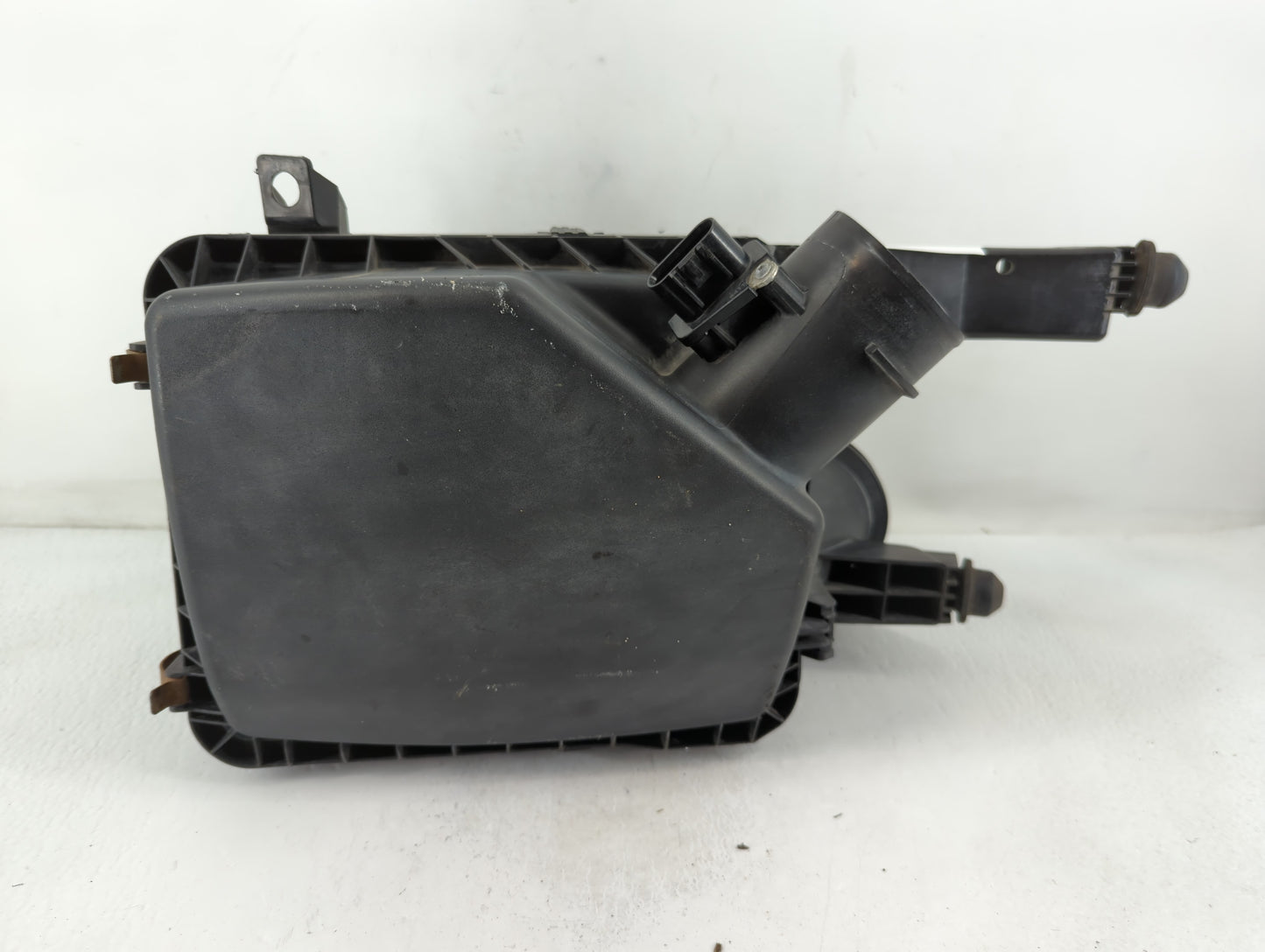 2004-2007 Saturn Vue Air Cleaner Intake-duct Hose Tube - Oemusedautoparts1.com