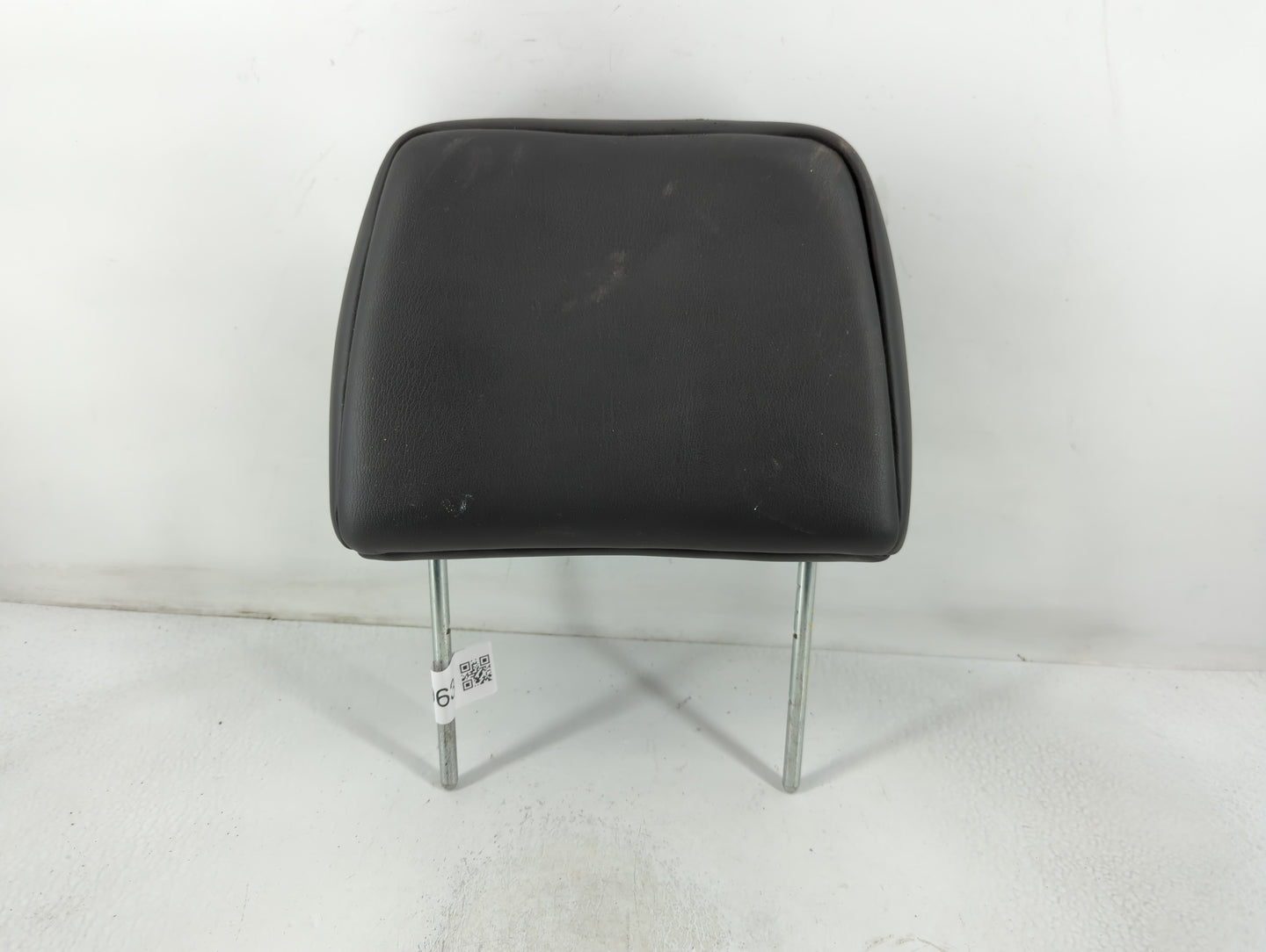 2006-2008 Pontiac Grand Prix Headrest Head Rest Rear Seat Fits Fits 2006 2007 2008 OEM Used Auto Parts - Oemusedautoparts1.com