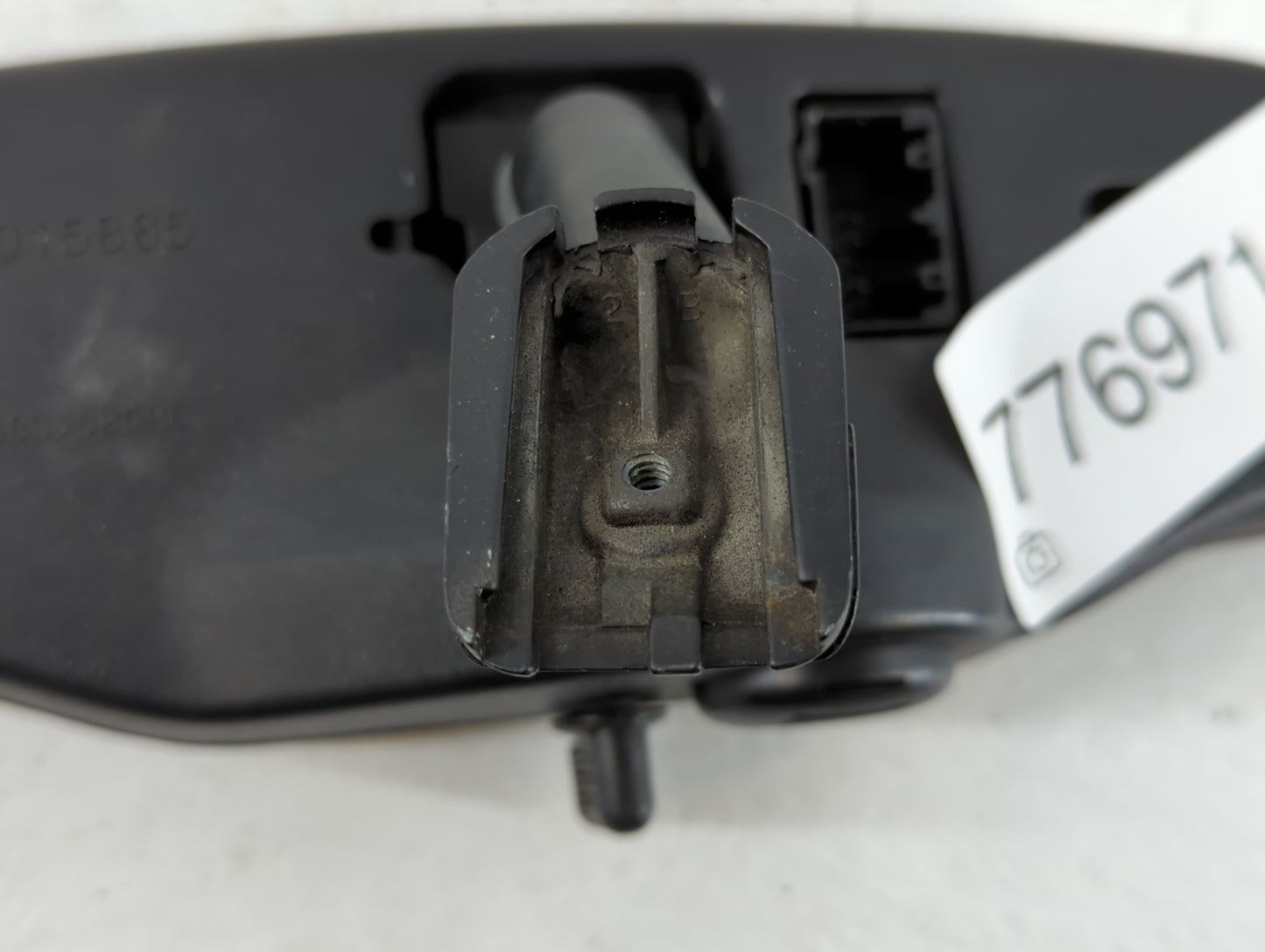 2003-2009 Chevrolet Express 2500 Interior Rear View Mirror Replacement OEM P/N:E11015885 Fits OEM Used Auto Parts - Oemusedautoparts1.com