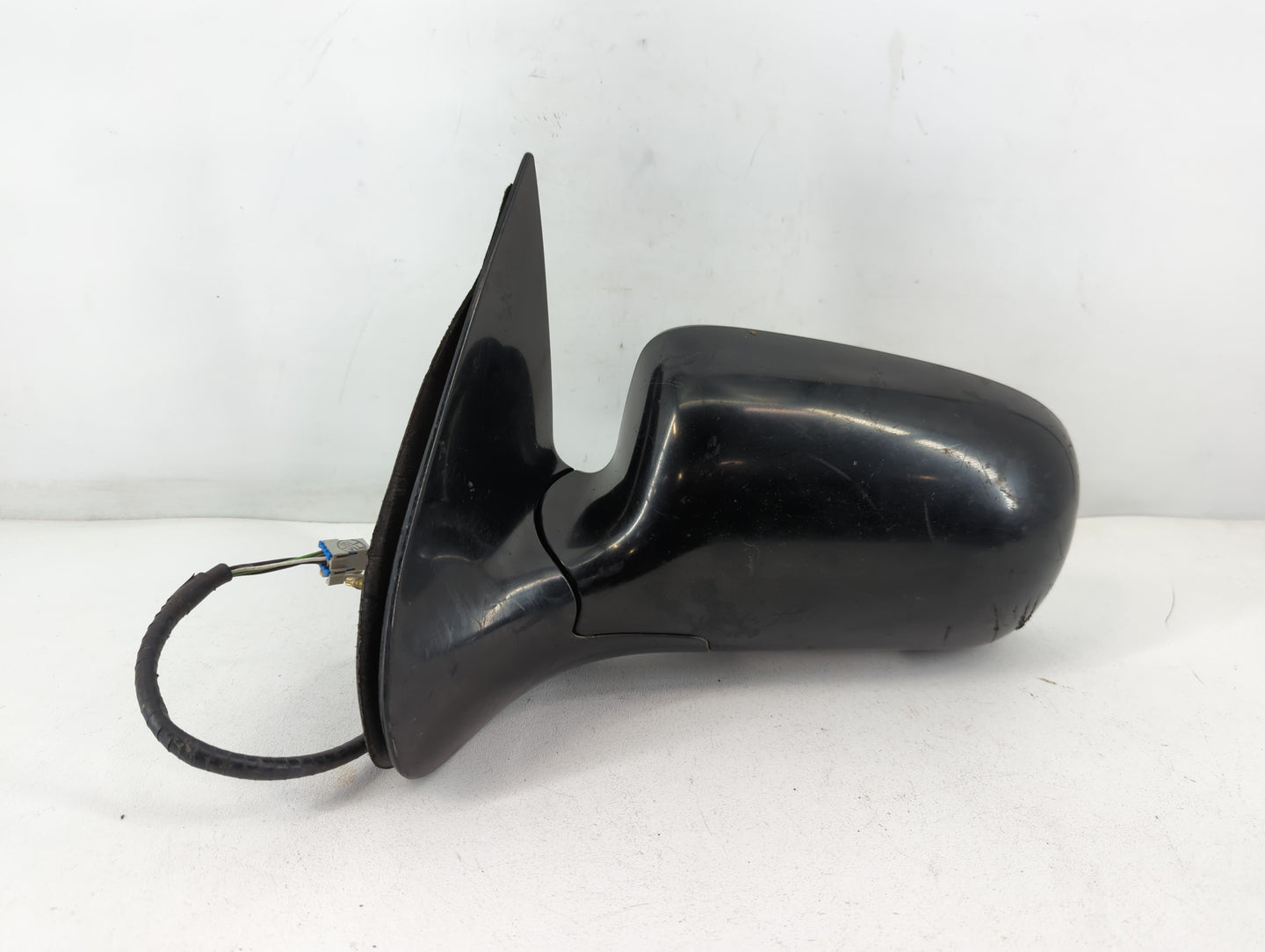 2005-2009 Chevrolet Uplander Driver Left Side View Manual Door Mirror - Oemusedautoparts1.com