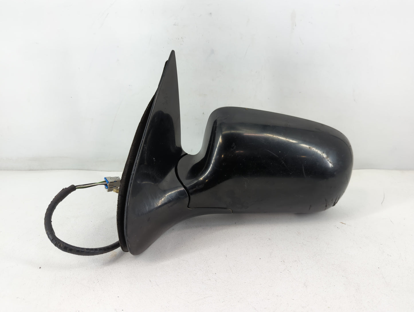 2005-2009 Chevrolet Uplander Driver Left Side View Manual Door Mirror - Oemusedautoparts1.com