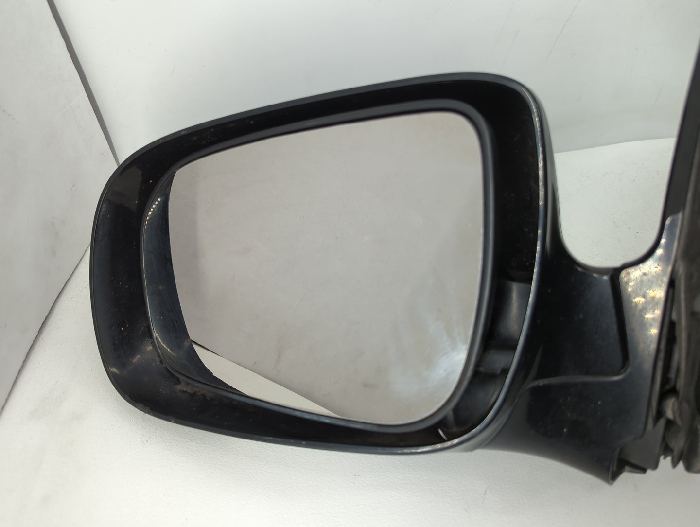 2005-2009 Chevrolet Uplander Driver Left Side View Manual Door Mirror - Oemusedautoparts1.com