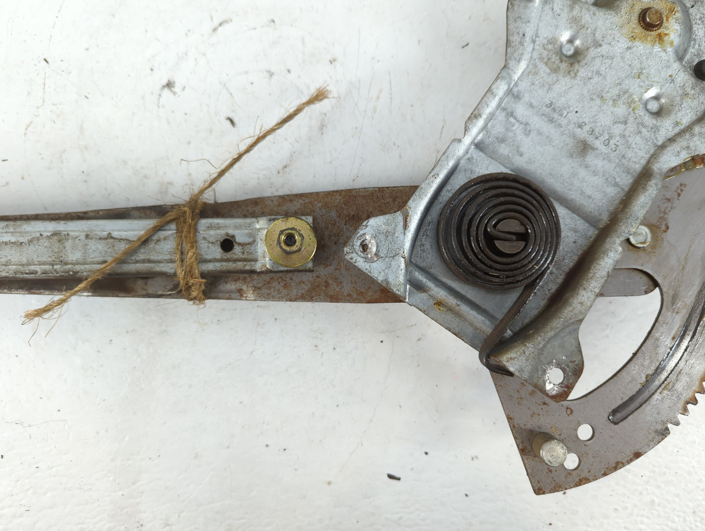 1991-2003 Ford Explorer Driver Left Front Window Regulator - Oemusedautoparts1.com