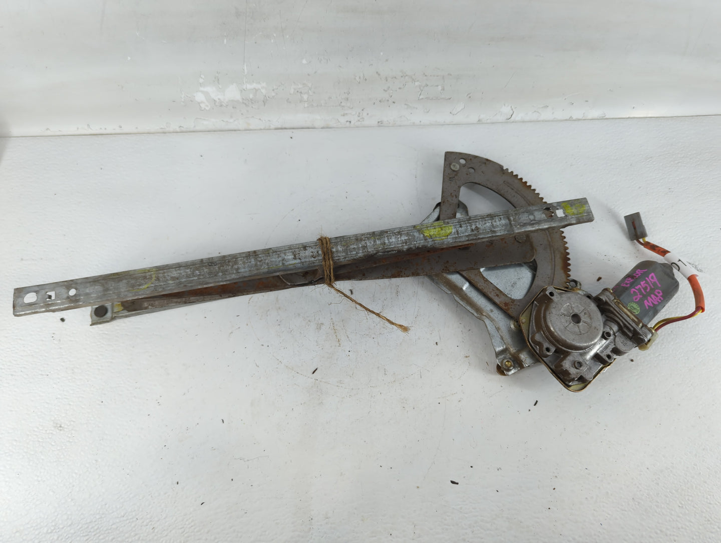 1991-2003 Ford Explorer Driver Left Front Window Regulator - Oemusedautoparts1.com