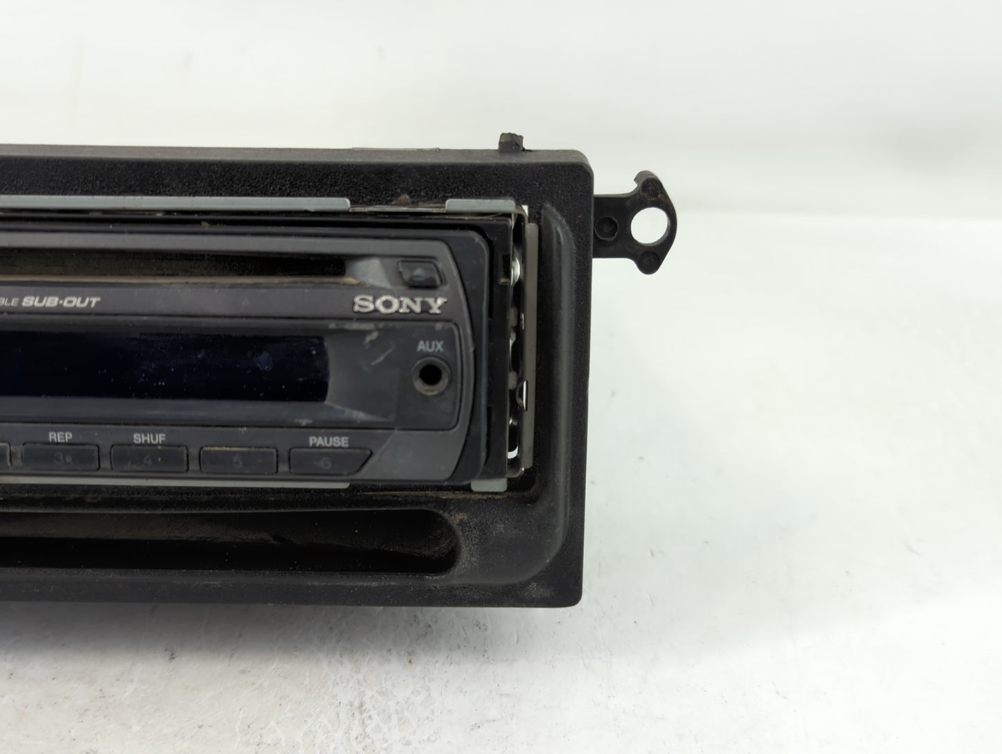 0 Radio AM FM Cd Player Receiver Replacement Fits OEM Used Auto Parts - Oemusedautoparts1.com