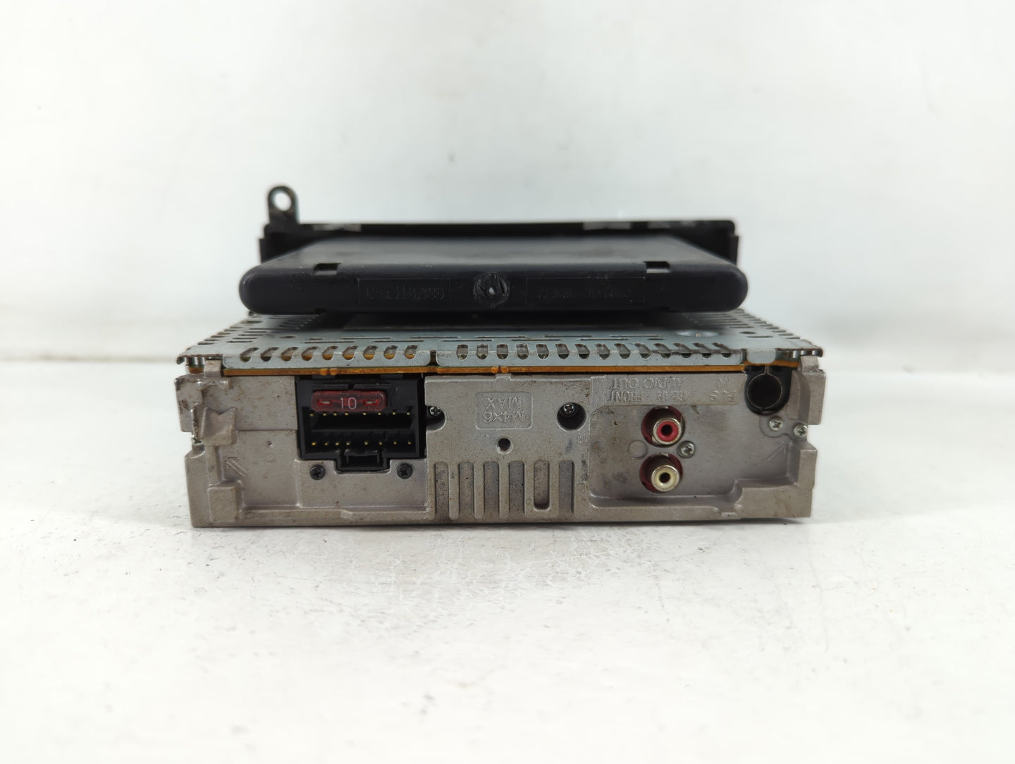 0 Radio AM FM Cd Player Receiver Replacement Fits OEM Used Auto Parts - Oemusedautoparts1.com