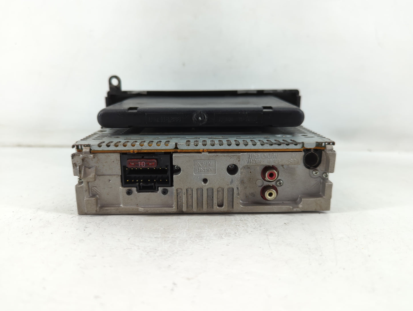 0 Radio AM FM Cd Player Receiver Replacement Fits OEM Used Auto Parts - Oemusedautoparts1.com