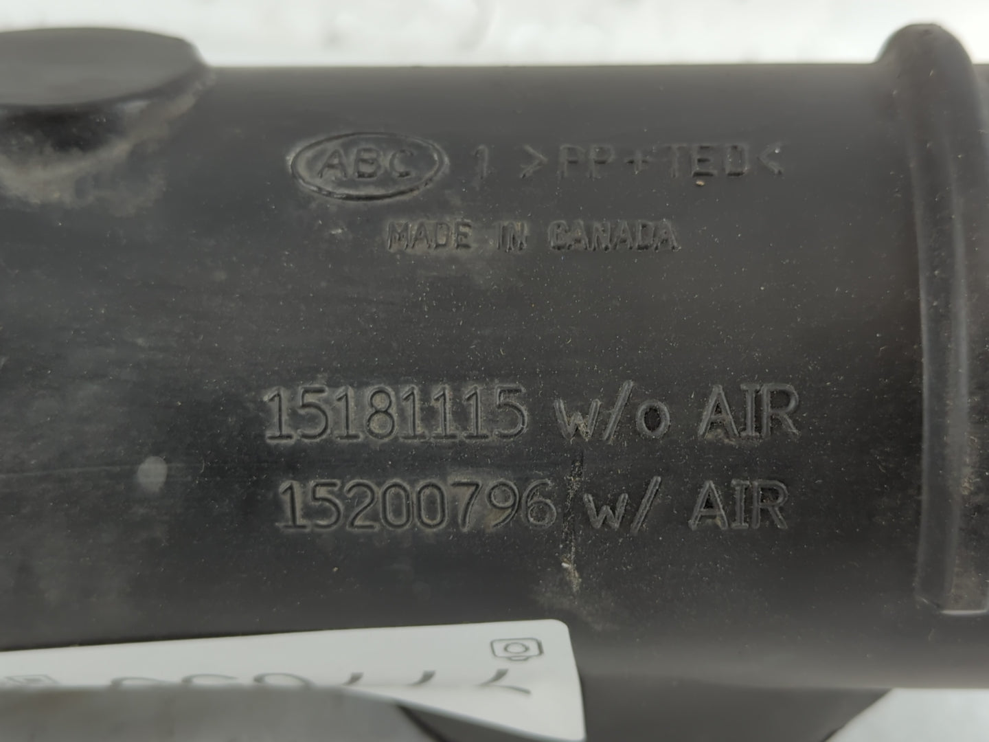 2004 Chevrolet Trailblazer Air Cleaner Intake Duct Hose Tube - Oemusedautoparts1.com