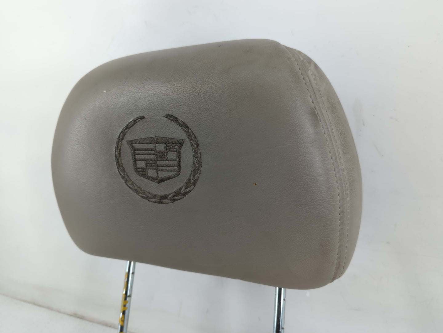 2002 Cadillac Escalade Headrest Head Rest Front Driver Passenger Seat Fits OEM Used Auto Parts - Oemusedautoparts1.com