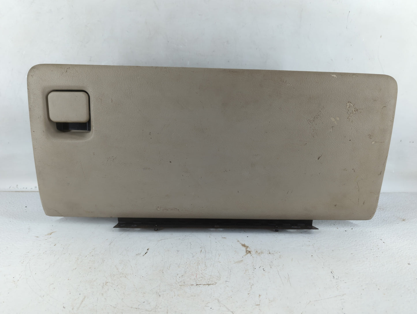 2002 Cadillac Escalade Passenger Glove Box Door Storage Compartment - Oemusedautoparts1.com
