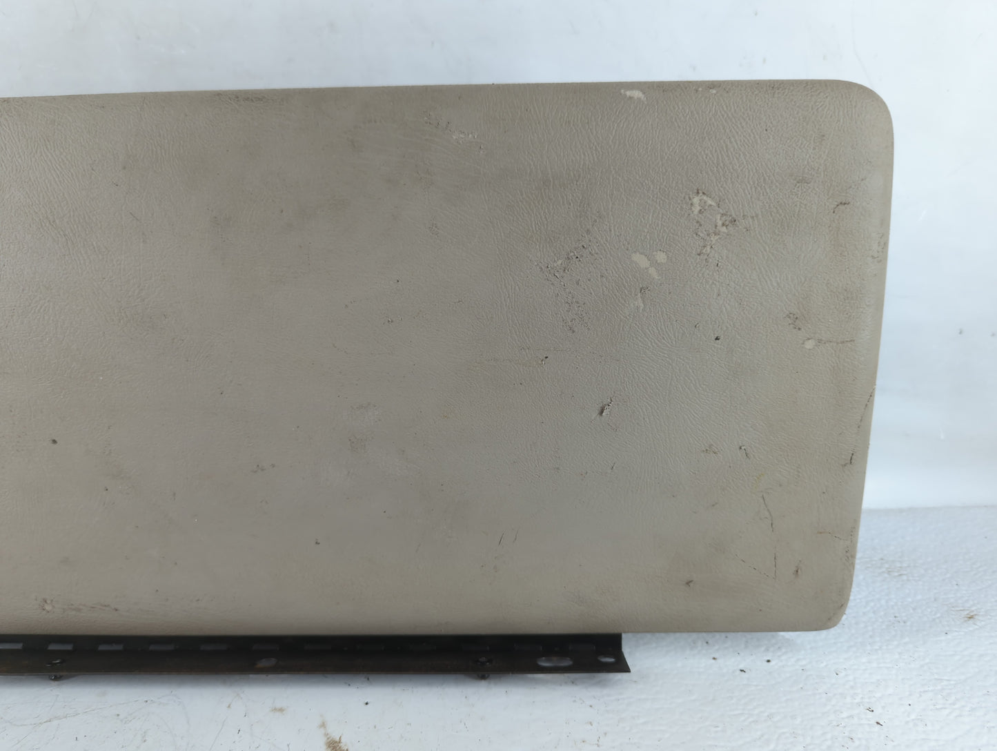 2002 Cadillac Escalade Passenger Glove Box Door Storage Compartment - Oemusedautoparts1.com