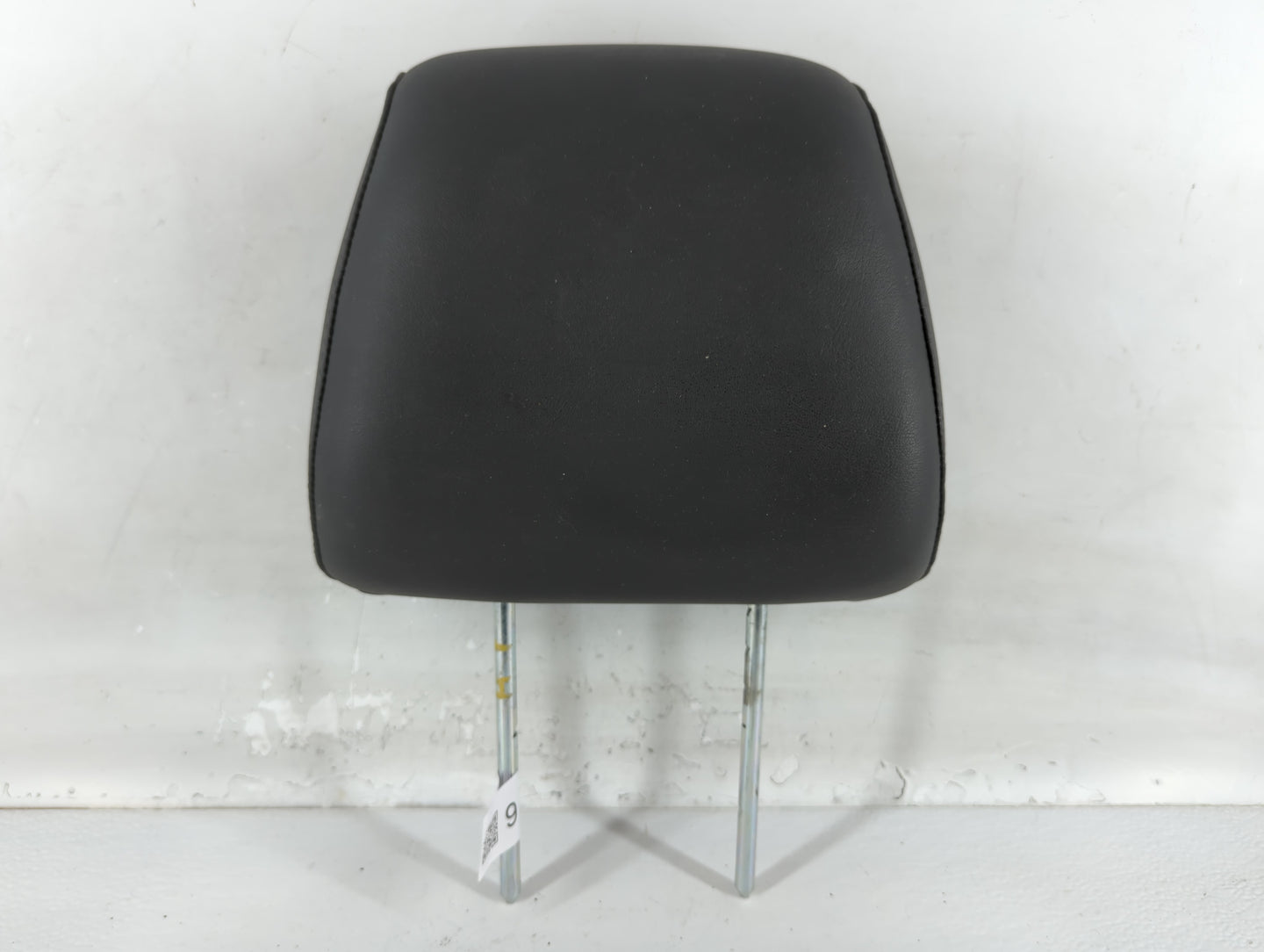 2006 Pontiac Torrent Headrest Head Rest Front Driver Passenger Seat Fits OEM Used Auto Parts - Oemusedautoparts1.com