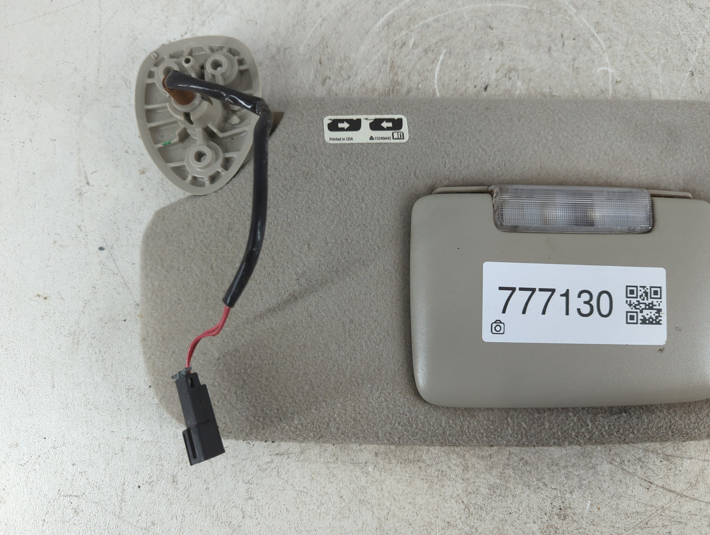 2006 Chevrolet Trail Blazer Sun Visor Shade Replacement Driver Left Mirror Fits Fits 2005 2007 OEM Used Auto Parts - Oemusedautoparts1.com