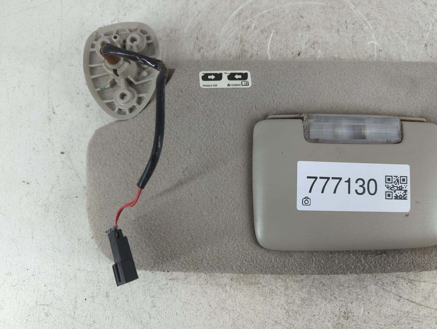 2006 Chevrolet Trail Blazer Sun Visor Shade Replacement Driver Left Mirror Fits Fits 2005 2007 OEM Used Auto Parts - Oemusedautoparts1.com