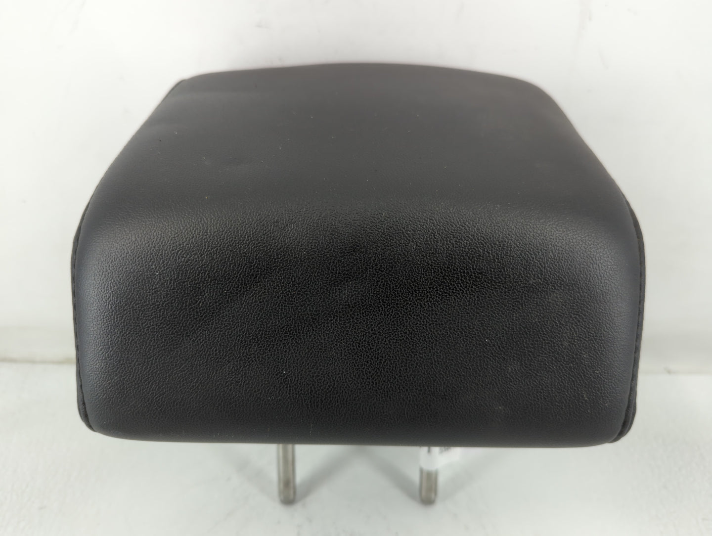 0 Ford Taurus Headrest Head Rest Rear Center Seat Fits OEM Used Auto Parts - Oemusedautoparts1.com