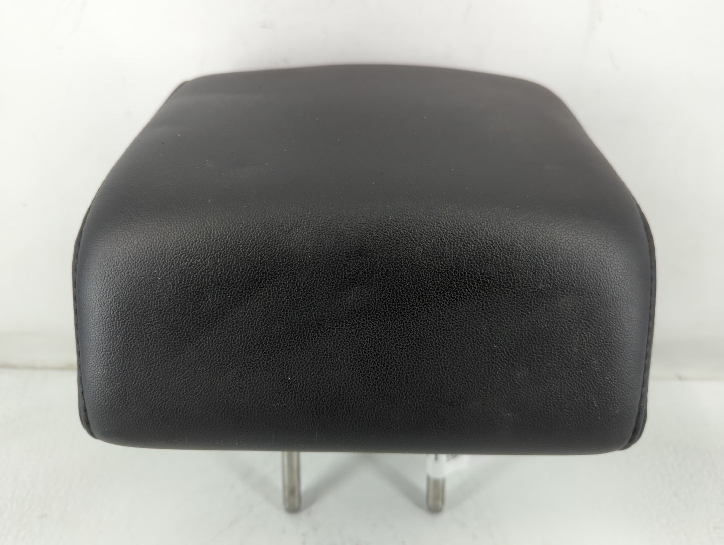 0 Ford Taurus Headrest Head Rest Rear Center Seat Fits OEM Used Auto Parts - Oemusedautoparts1.com