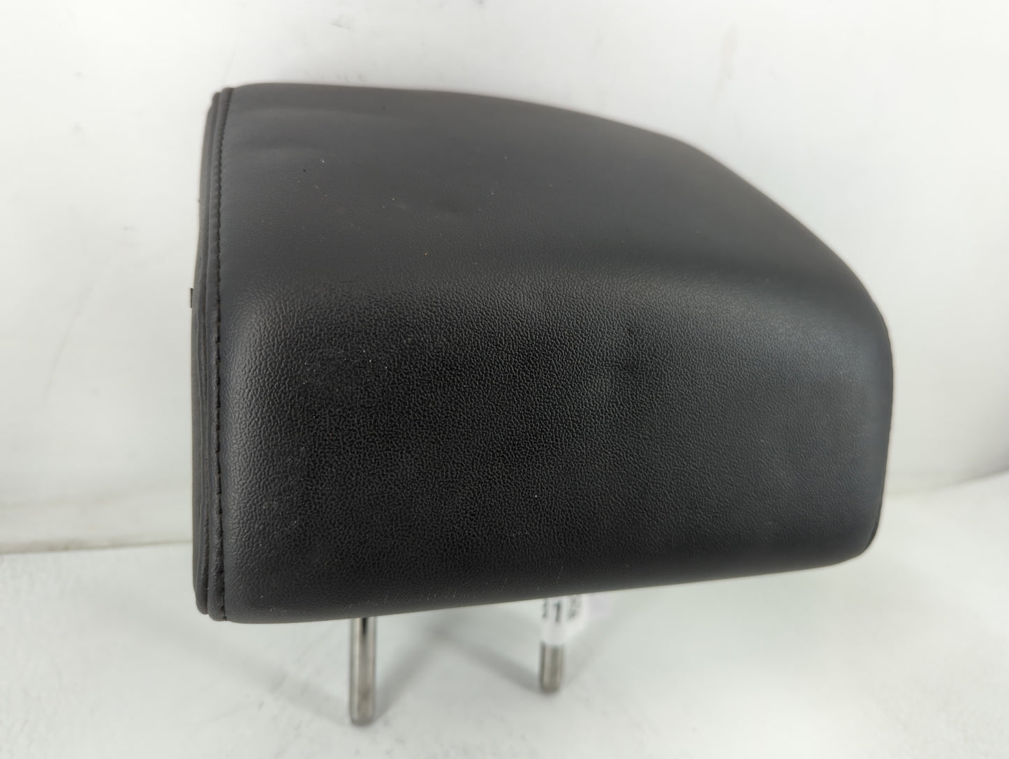 0 Ford Taurus Headrest Head Rest Rear Center Seat Fits OEM Used Auto Parts - Oemusedautoparts1.com
