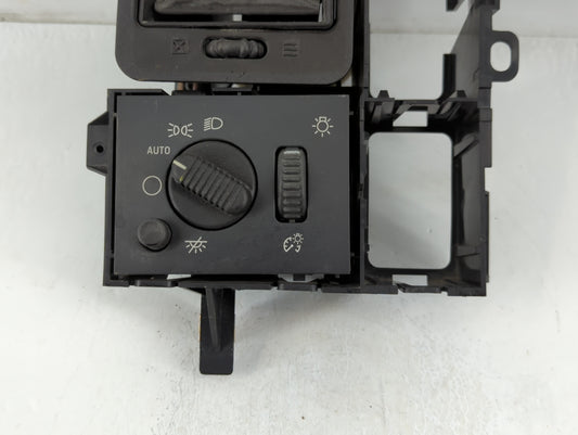 2003-2004 Gmc Sierra 2500 Headlight Head Light Switch Lamp Control