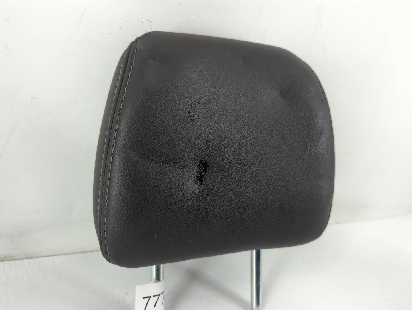 0 Ford Taurus Headrest Head Rest Rear Center Seat Fits OEM Used Auto Parts - Oemusedautoparts1.com
