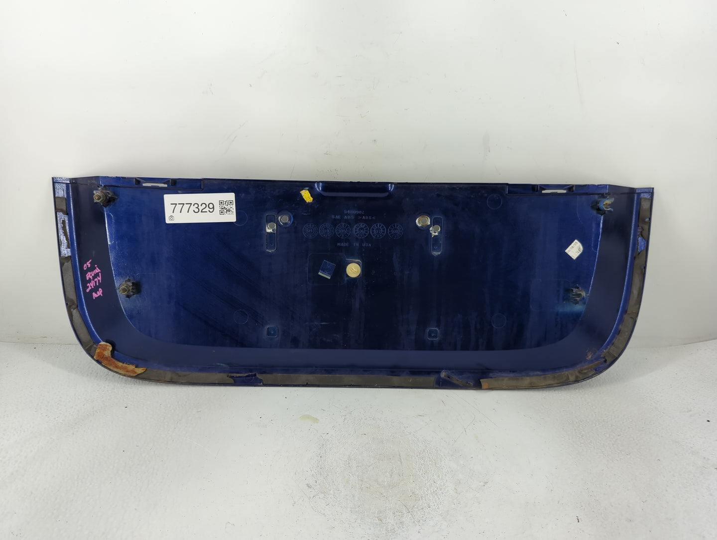 2005-2009 Chevrolet Equinox Tail Finish Panel Oem Blue - Oemusedautoparts1.com
