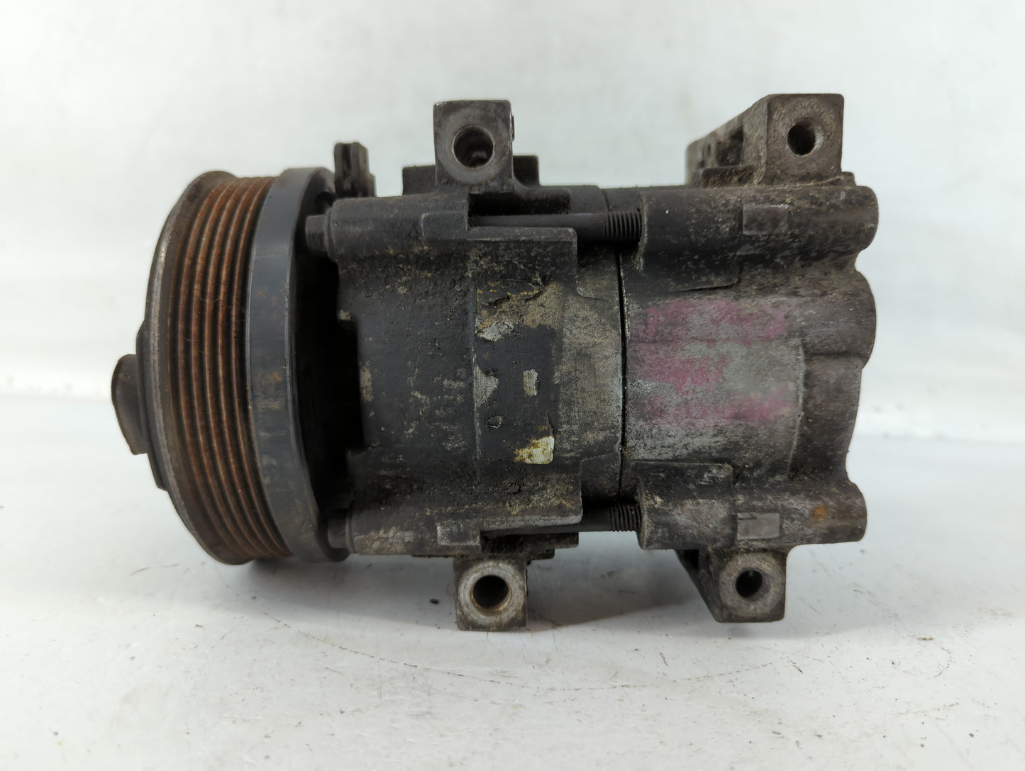 1994-1995 Ford Taurus Air Conditioning A/c Ac Compressor Oem - Oemusedautoparts1.com
