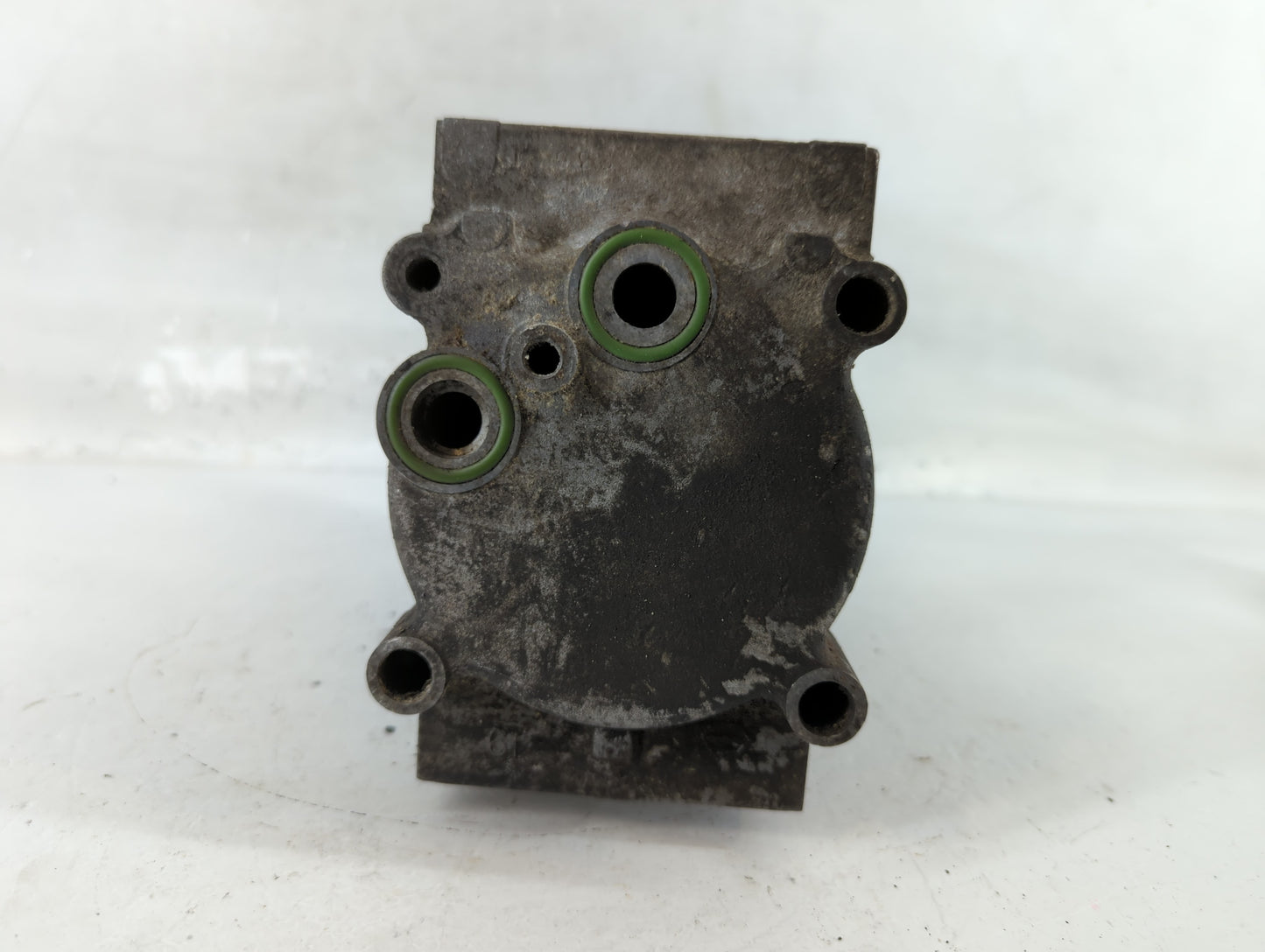 1994-1995 Ford Taurus Air Conditioning A/c Ac Compressor Oem - Oemusedautoparts1.com