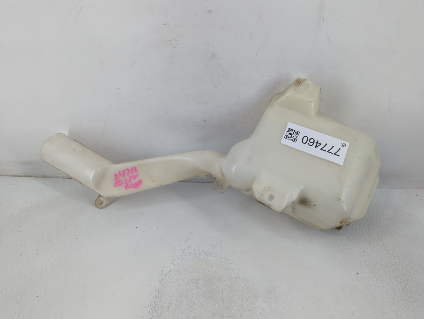 1997-2001 Honda Cr-v Windshield Washer Fluid Reservoir Bottle Oem - Oemusedautoparts1.com