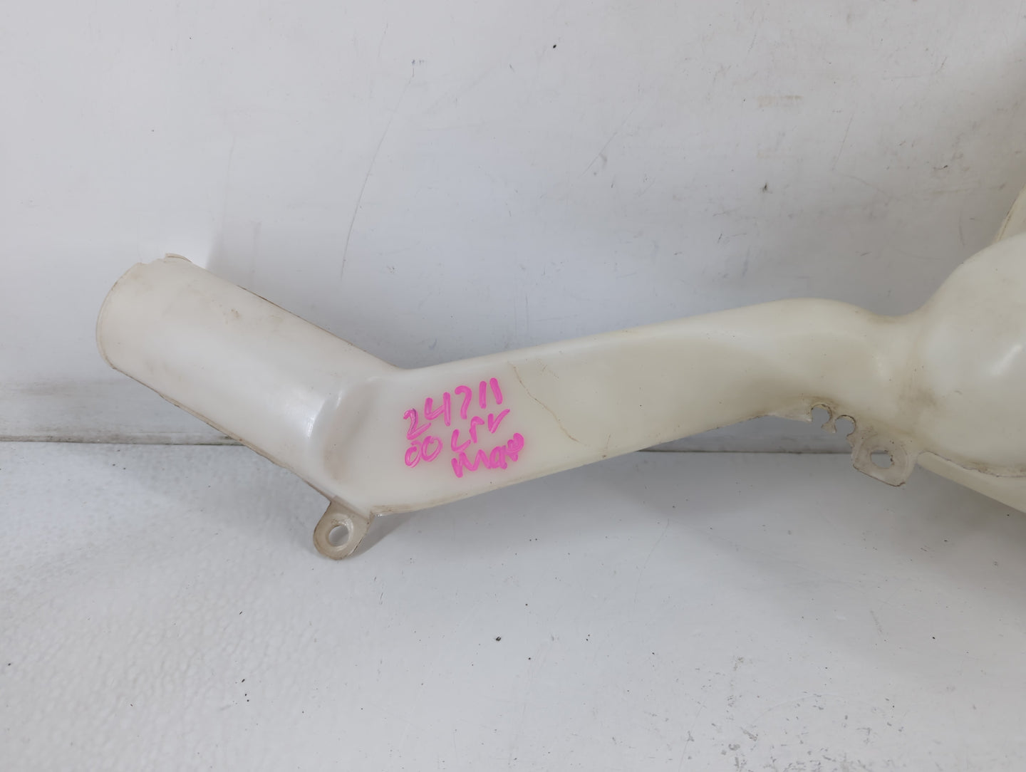1997-2001 Honda Cr-v Windshield Washer Fluid Reservoir Bottle Oem - Oemusedautoparts1.com
