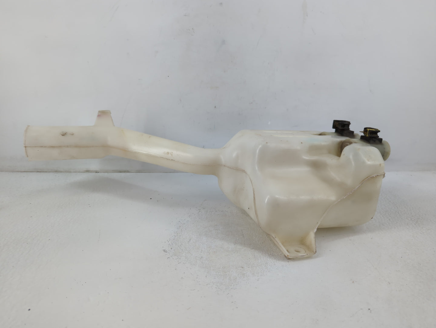 1997-2001 Honda Cr-v Windshield Washer Fluid Reservoir Bottle Oem - Oemusedautoparts1.com