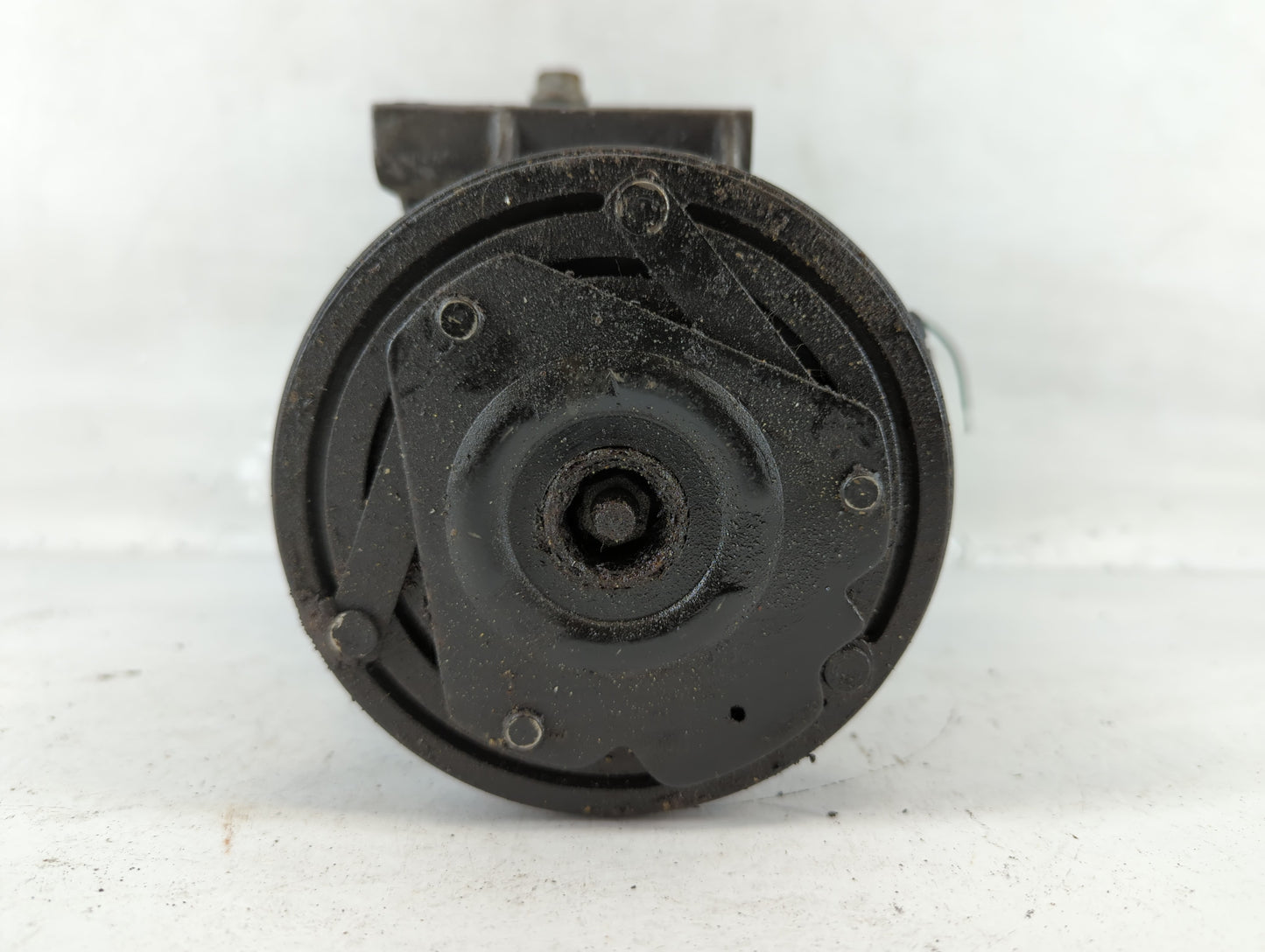 1997-1998 Chevrolet Malibu Air Conditioning A/c Ac Compressor Oem - Oemusedautoparts1.com