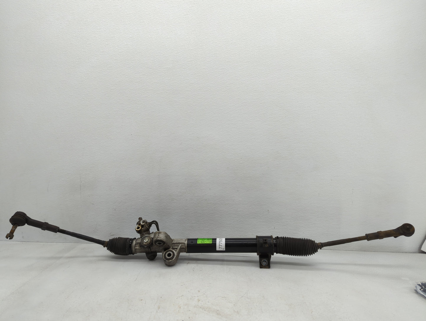 2007-2012 Gmc Acadia Rack and Pinion Steering Gear P/N:22902261 Fits Fits 2007 2008 2009 2010 2011 2012 OEM Used Auto Parts - Oemusedautoparts1.com