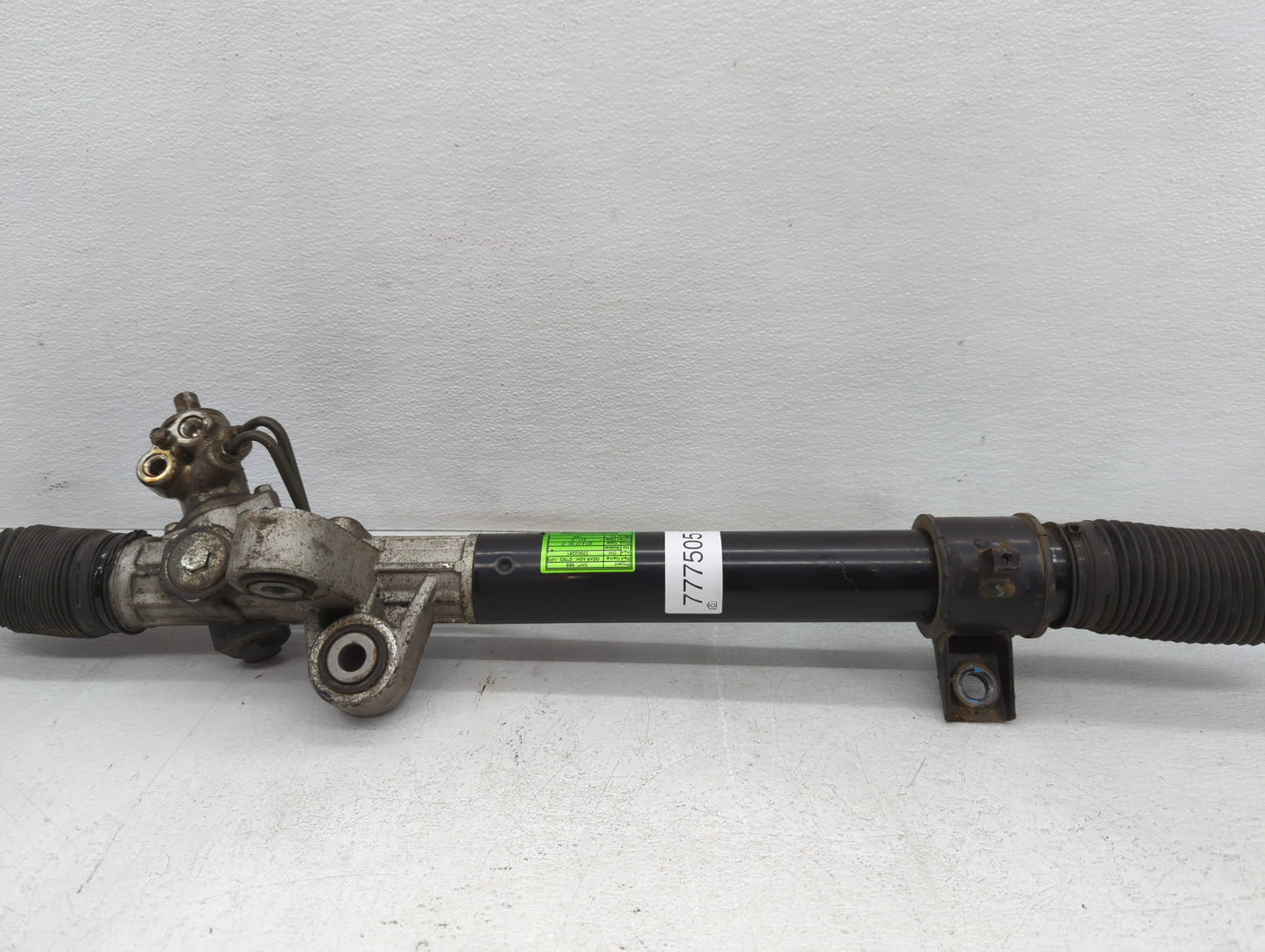 2007-2012 Gmc Acadia Rack and Pinion Steering Gear P/N:22902261 Fits Fits 2007 2008 2009 2010 2011 2012 OEM Used Auto Parts - Oemusedautoparts1.com